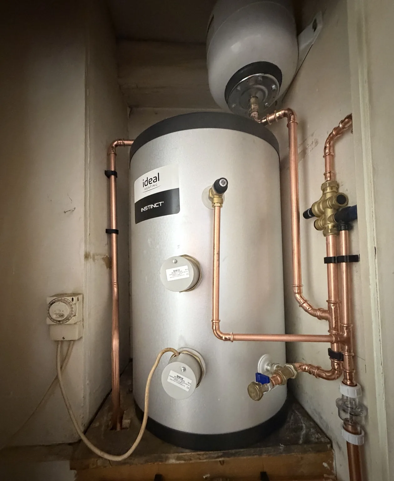 Ideal hot water cylinder installation with copper pipework by Medway Heating & Plumbing
